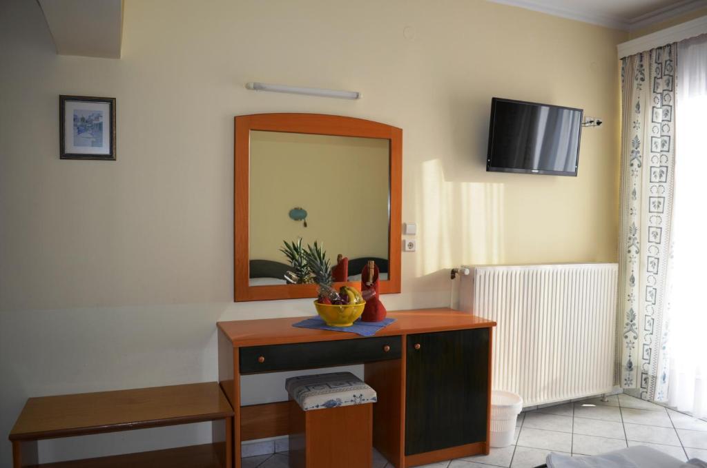 Hotel Europe Inn Paralía Esterno foto